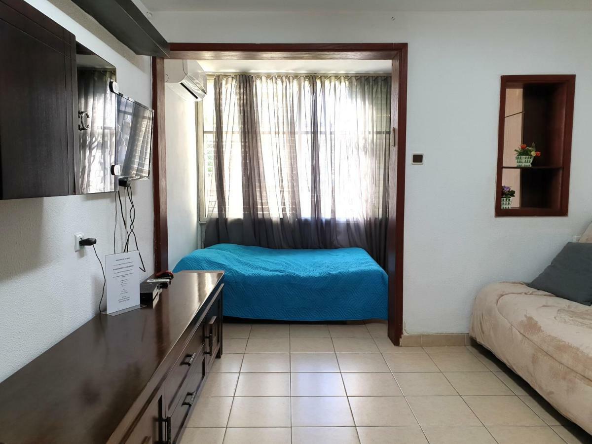 حيفا Road To The Beach Apartment By Domik المظهر الخارجي الصورة