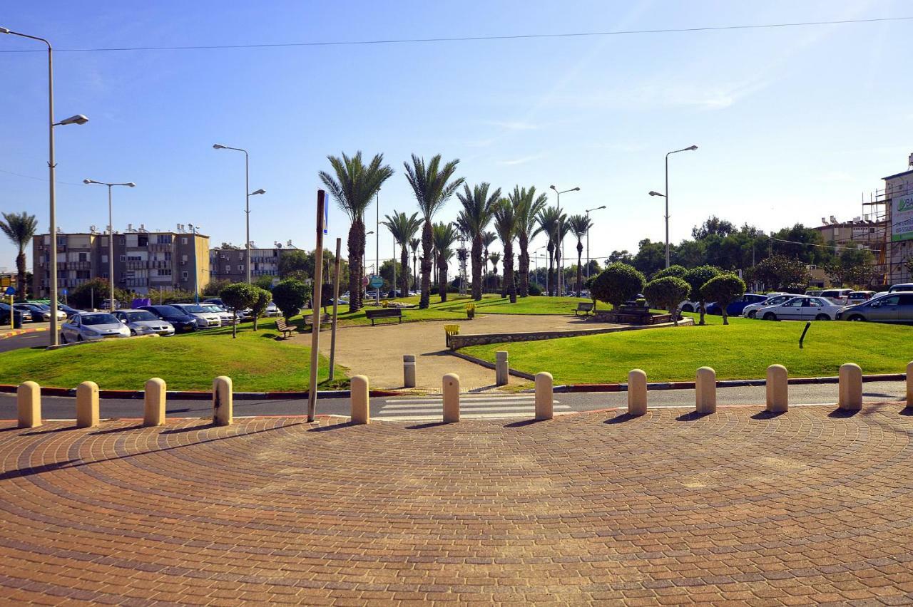 حيفا Road To The Beach Apartment By Domik المظهر الخارجي الصورة